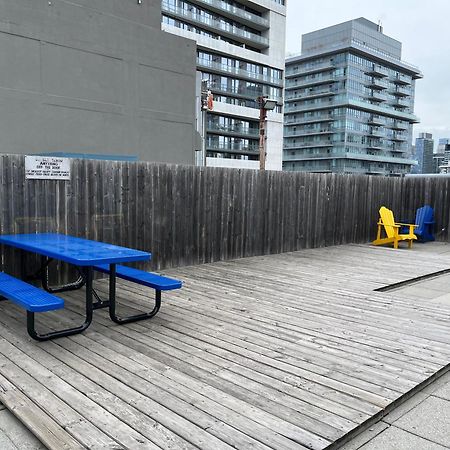Neill Wycik Hotel Toronto Ngoại thất bức ảnh