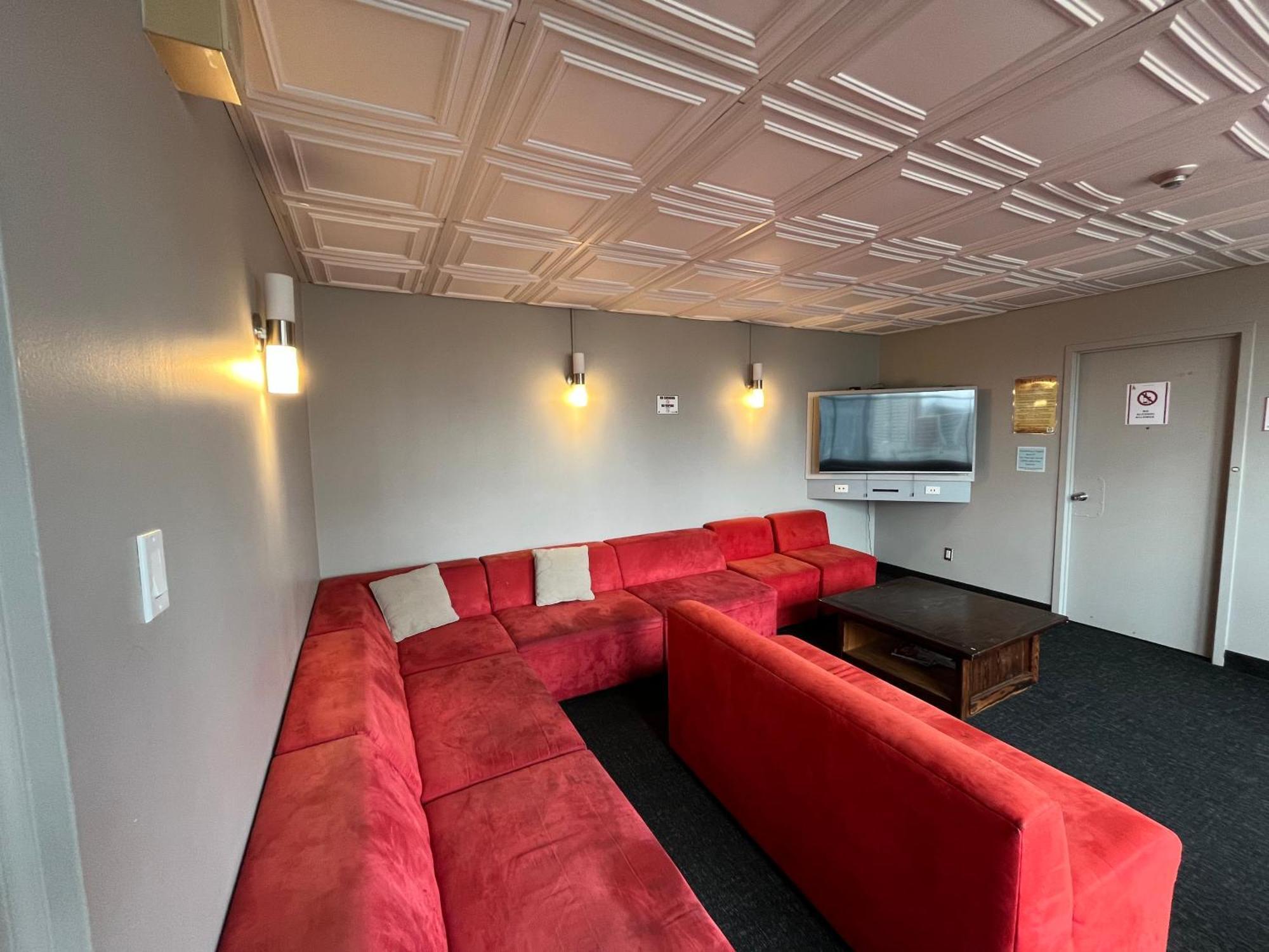 Neill Wycik Hotel Toronto Ngoại thất bức ảnh